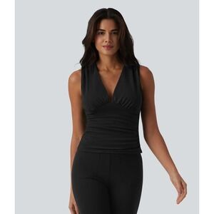 Halara Tank Top V Neck Ruched Built-in Bra Medium Black Work Tank Activewear